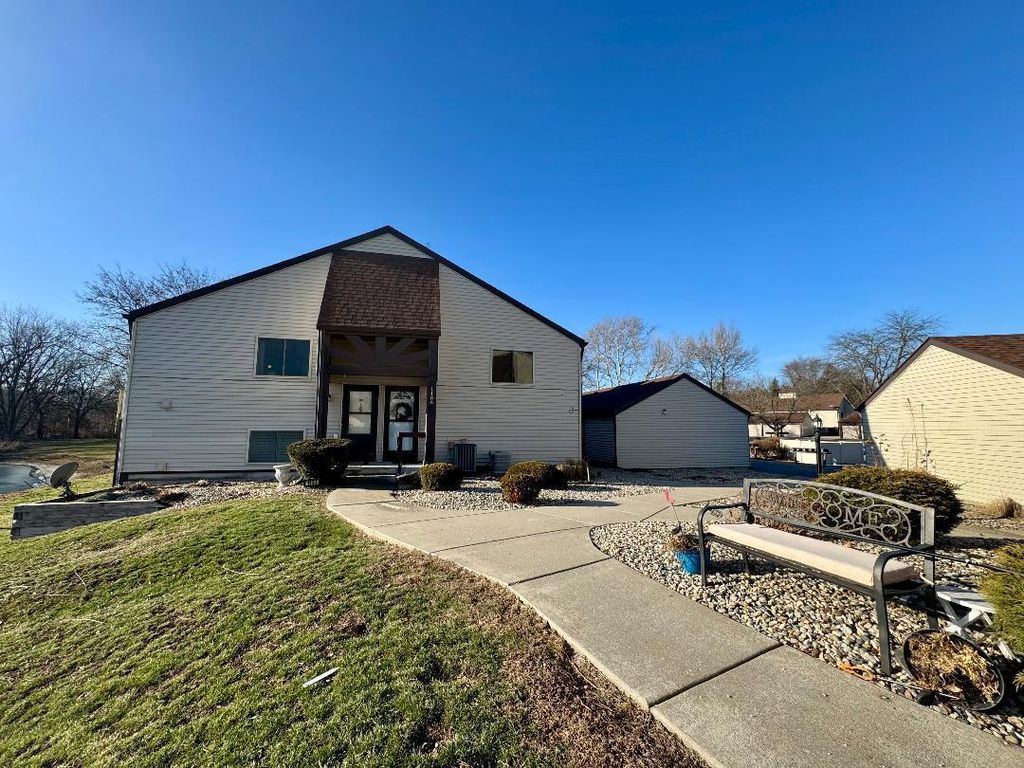 Photo of 1184 Millpond Road N, Valparaiso, IN 46385 (MLS # 832528)