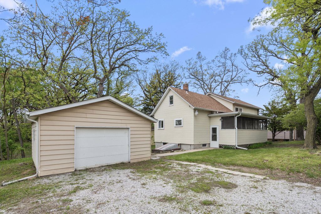 Photo of 10585 W 93rd Avenue, Saint John, IN 46373 (MLS # 838456)