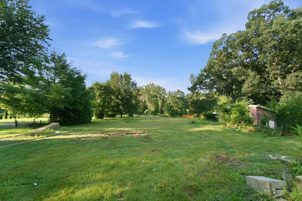Photo of 2103 E Elm Street, Griffith, IN 46319 (MLS # 843595)