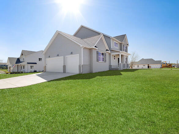 2230 Redwood Lane