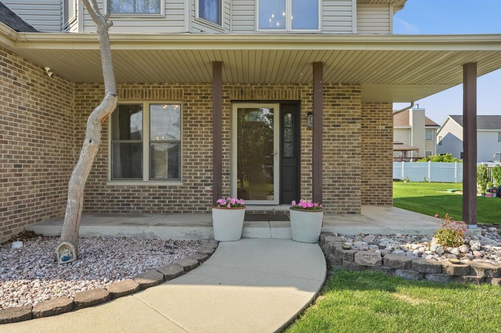 Photo of 15618 97th Lane, Dyer, IN 46311 (MLS # 839702)
