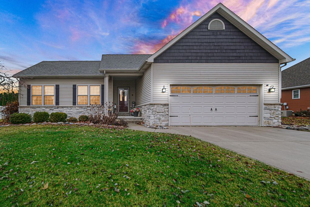 Photo of 3252 Mockingbird Lane, Valparaiso, IN 46383 (MLS # 831274)