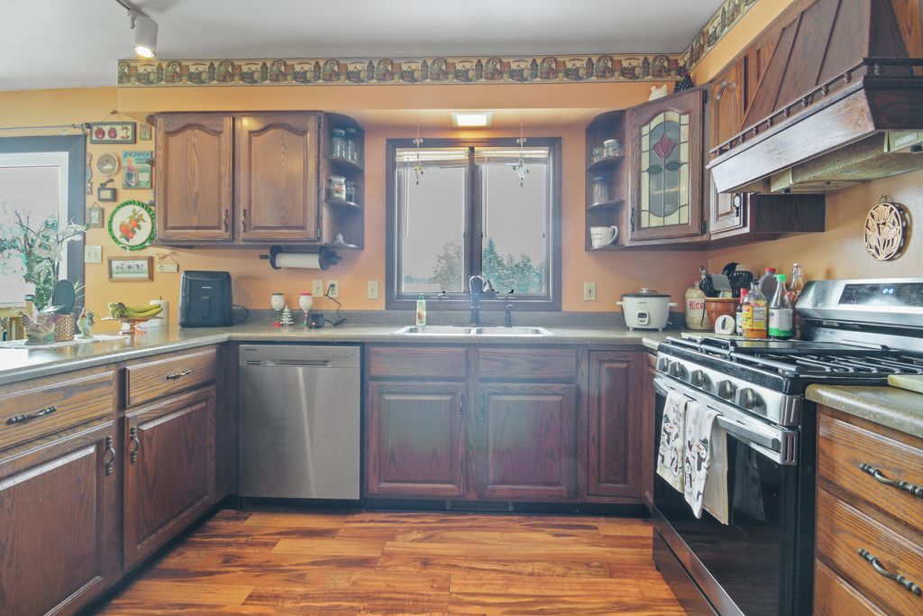 Photo of 9272 Vigo Street, Crown Point, IN 46307 (MLS # 831611)