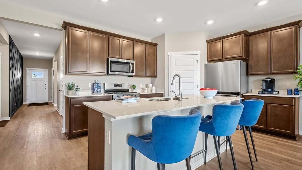 Photo of 7635 W 106th Place, Crown Point, IN 46307 (MLS # 835912)