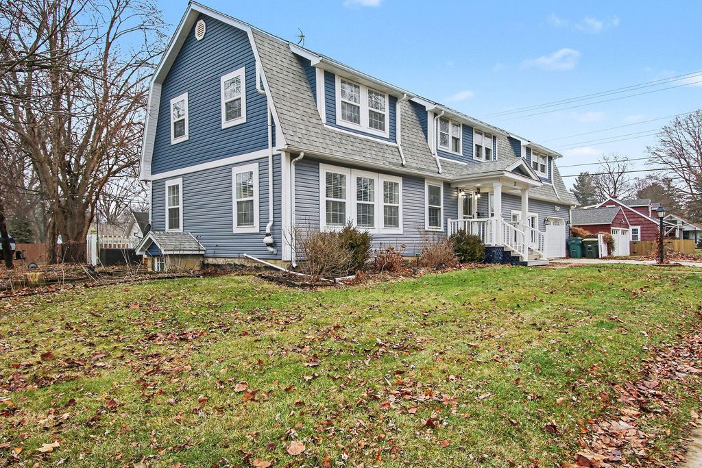 Photo of 3 Harrison Boulevard, Valparaiso, IN 46383 (MLS # 832265)