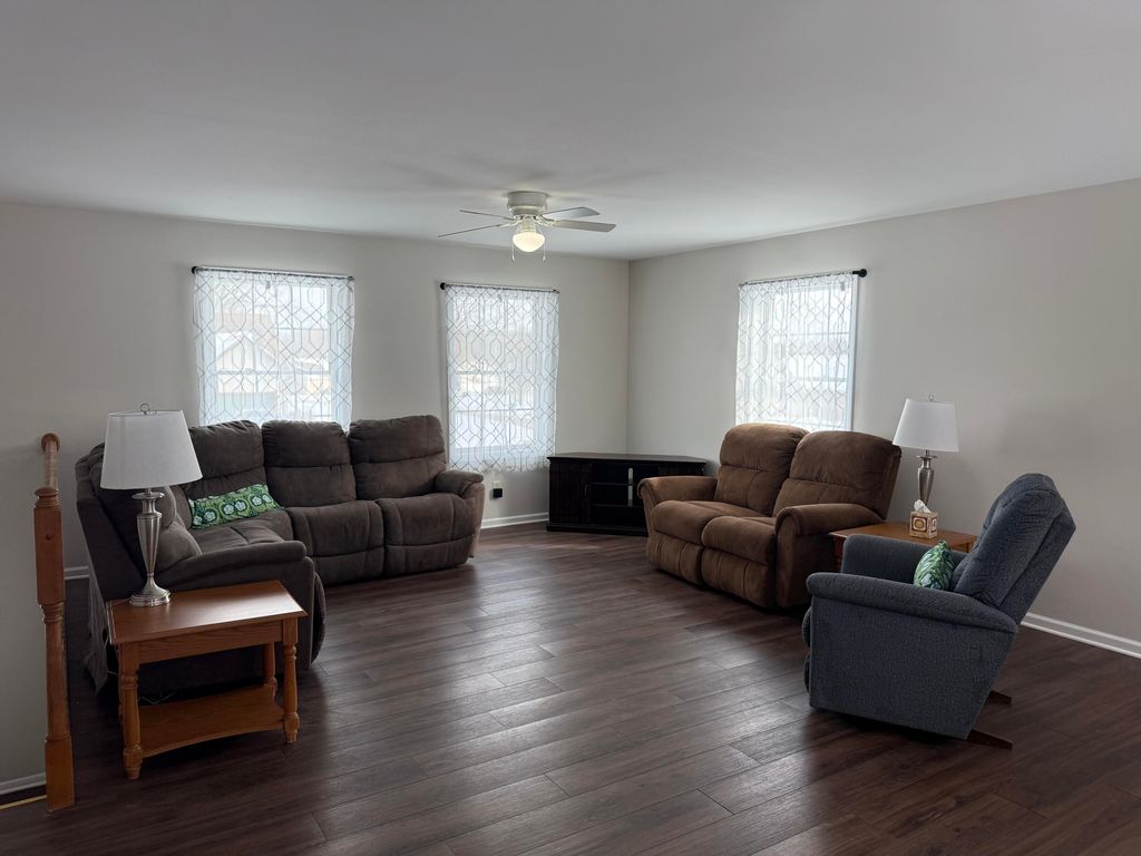 Photo of 1622 N Circle View Lane, La Porte, IN 46350 (MLS # 833758)