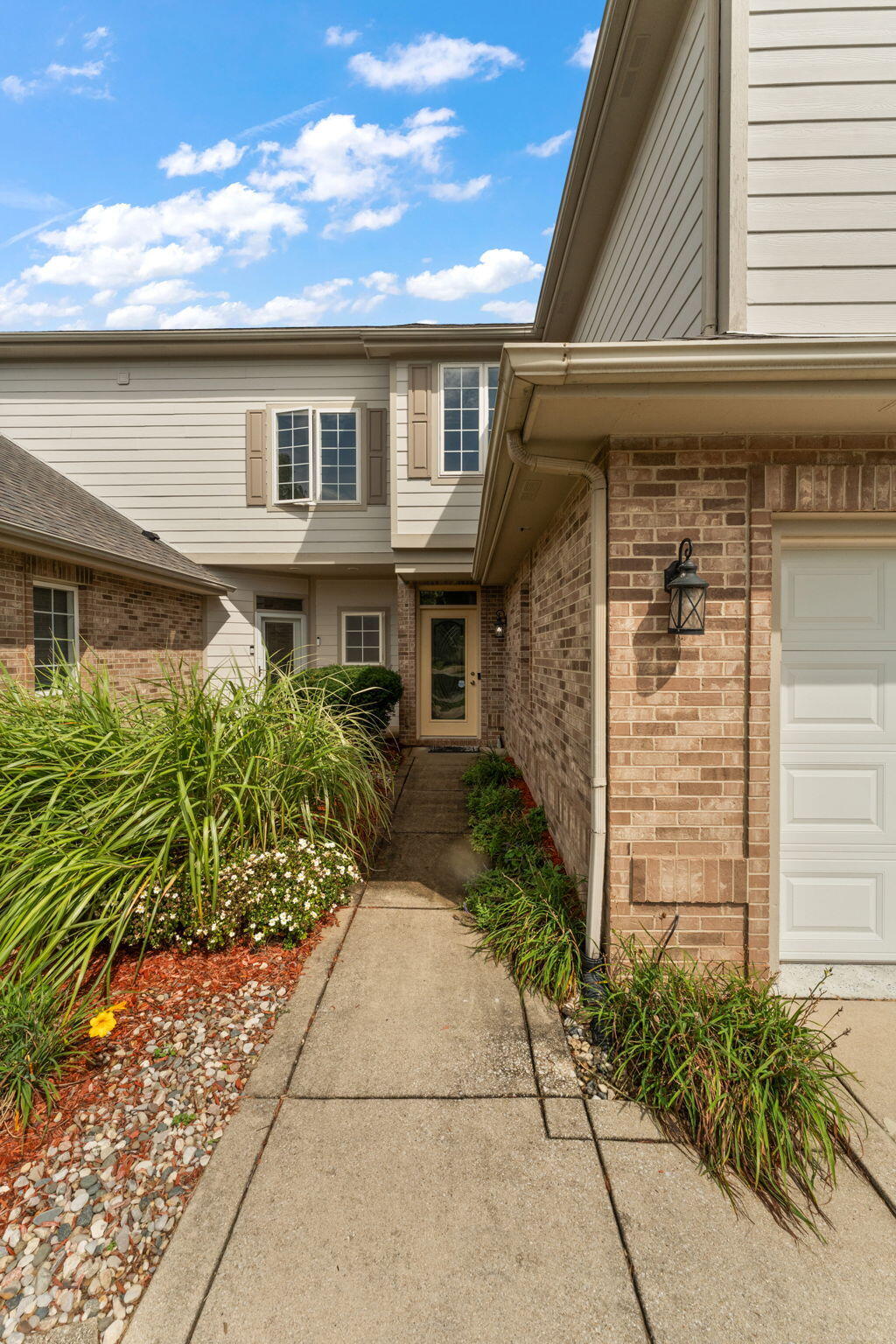 8092 Tuckaway Court