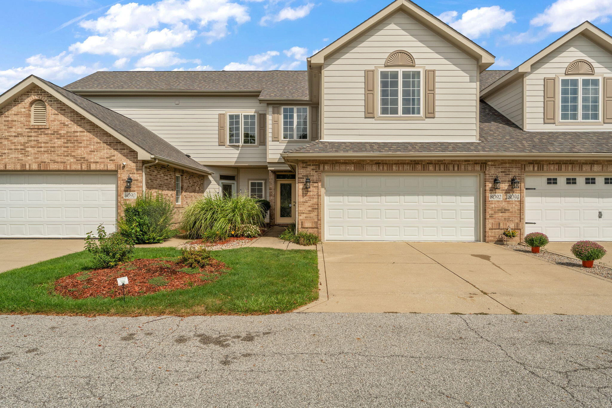 8092 Tuckaway Court
