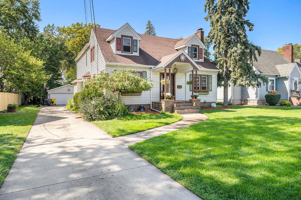 Photo of 716 N Broad Street, Griffith, IN 46319 (MLS # 838620)