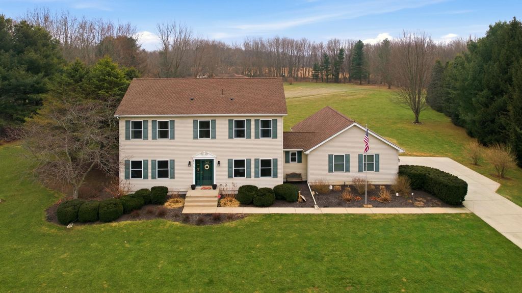 Photo of 875 N High Meadow Court, Valparaiso, IN 46383 (MLS # 835009)