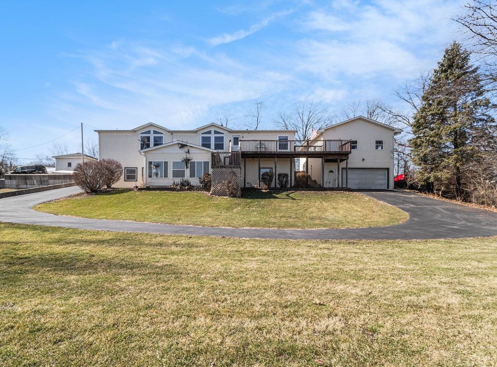 Photo of 33 S 600 W, Hebron, IN 46341 (MLS # 834694)