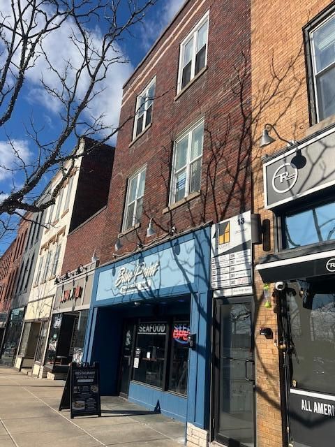 13 Lincolnway Valparaiso IN 46383