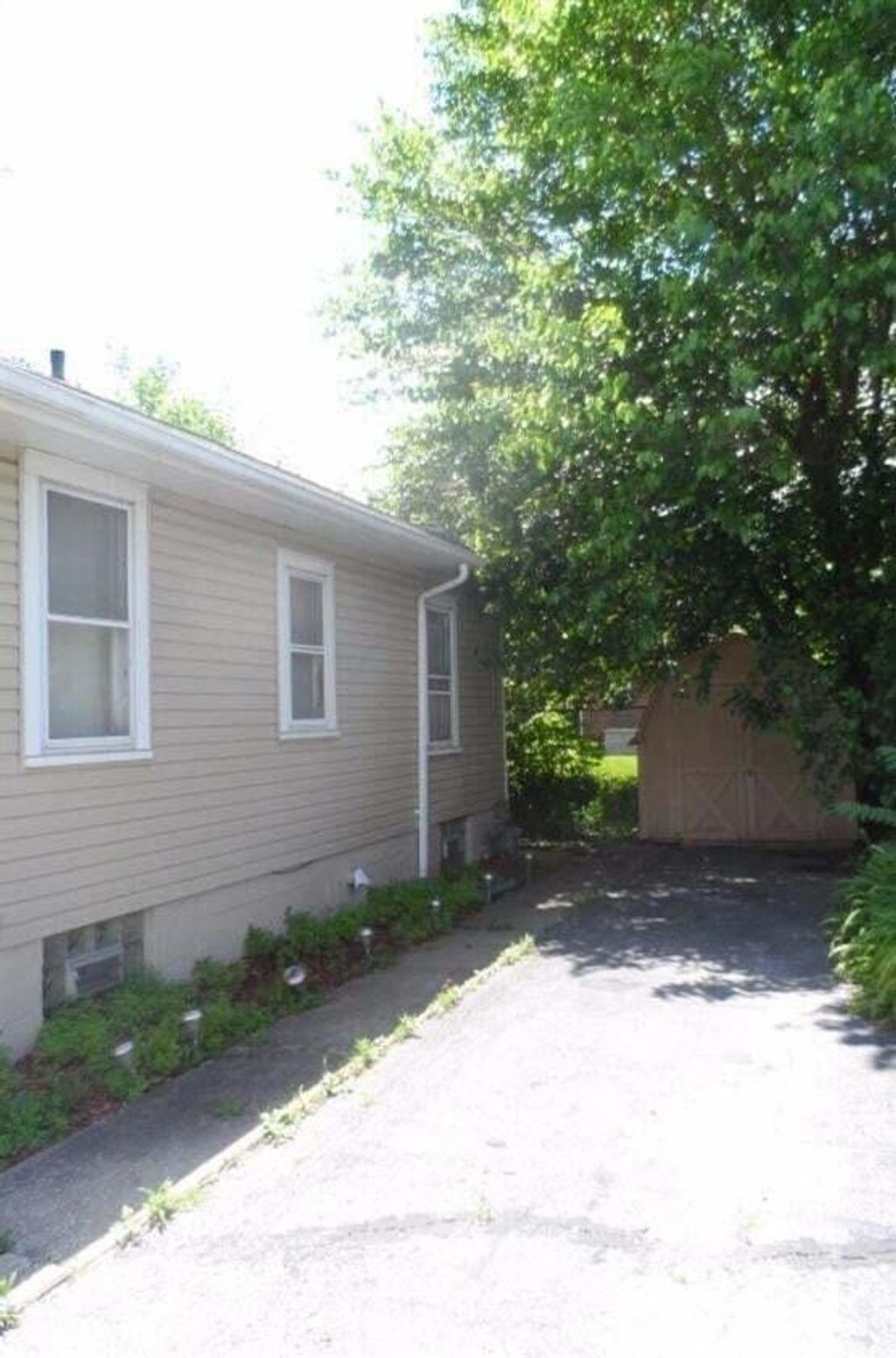 Photo of 6808 Carolina Avenue, Hammond, IN 46323 (MLS # 834384)