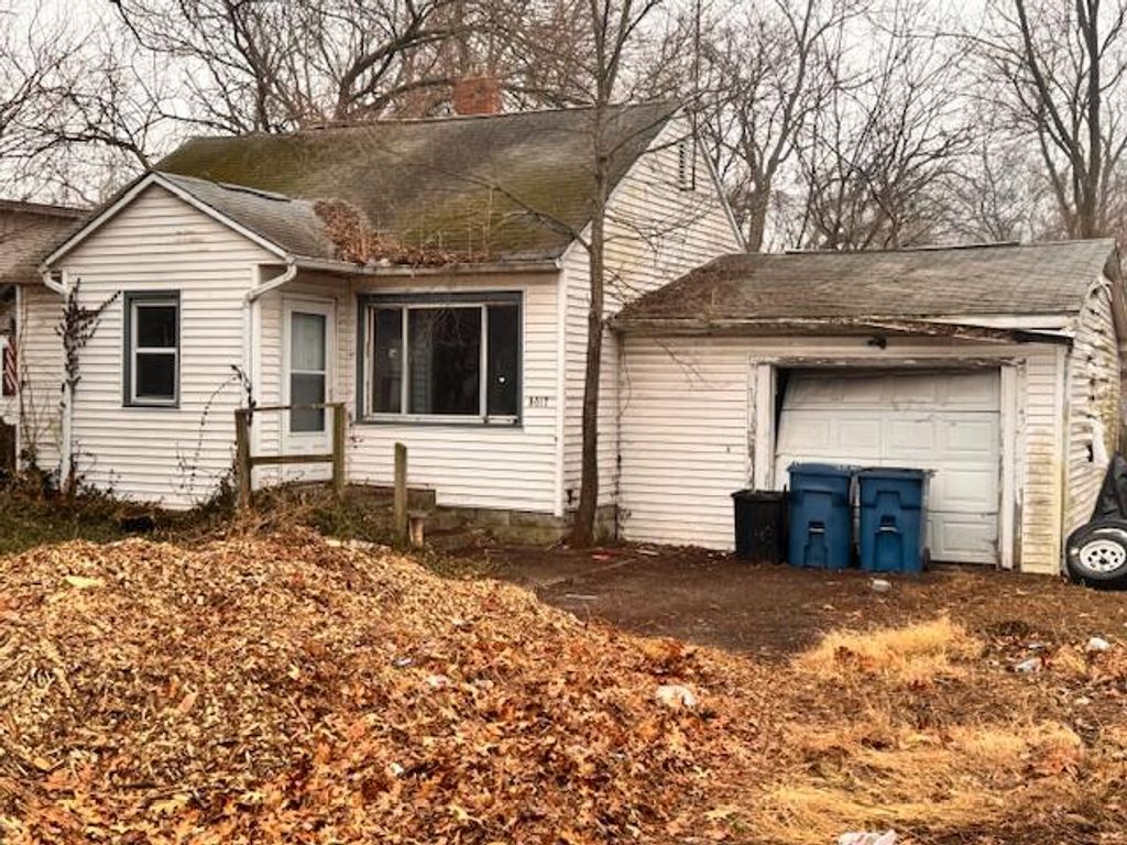 Photo of 3017 W 40th Place, Gary, IN 46408 (MLS # 834916)