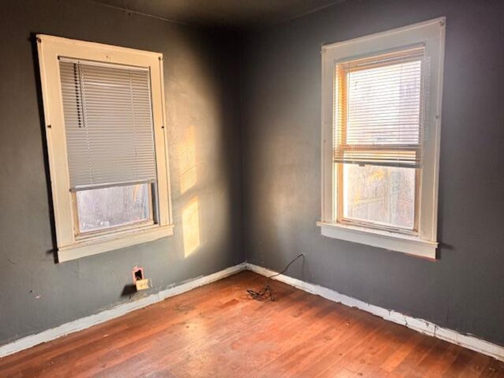 Photo of 3017 W 40th Place, Gary, IN 46408 (MLS # 834916)