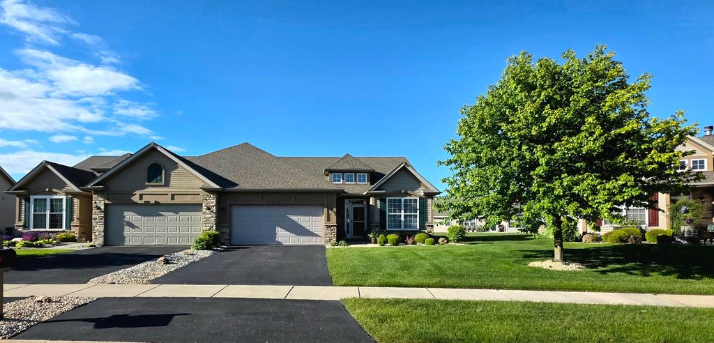 Photo of 1003 Rockwell Lane, Dyer, IN 46311 (MLS # 838965)