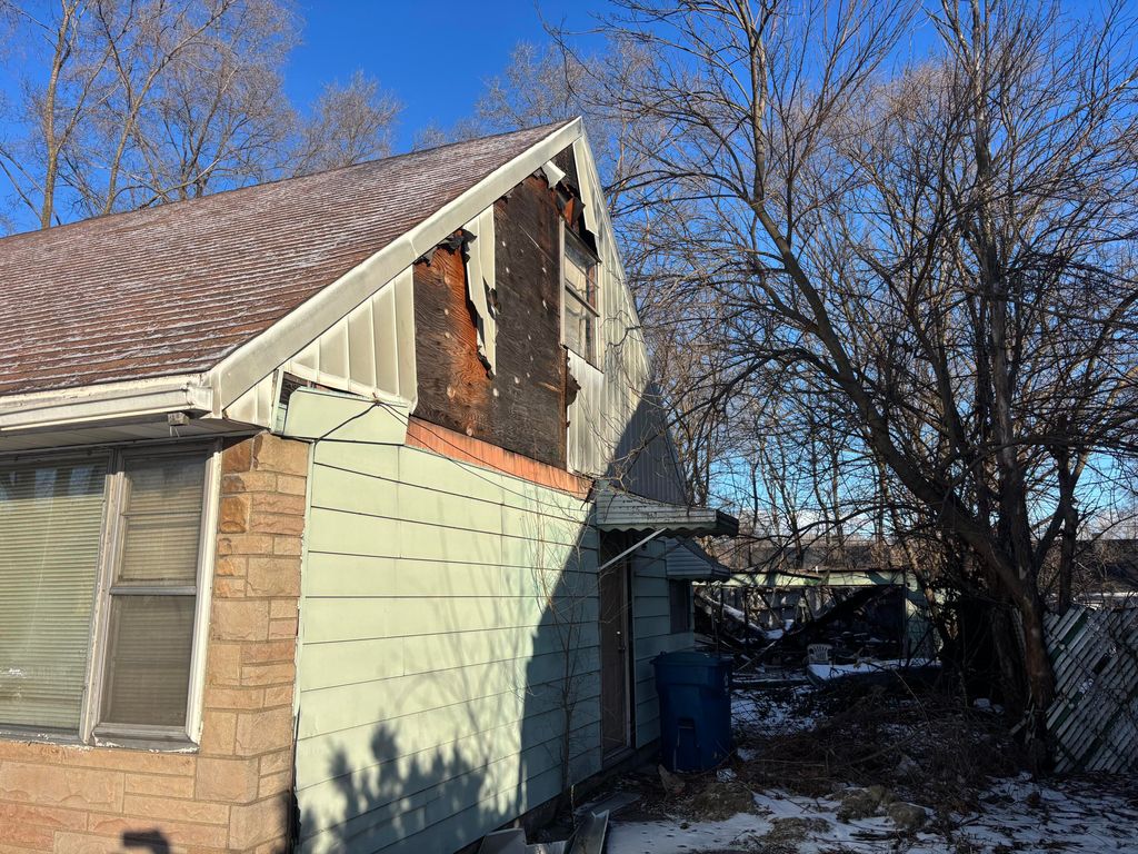 Photo of 3762 W 20th Place, Gary, IN 46404 (MLS # 832911)