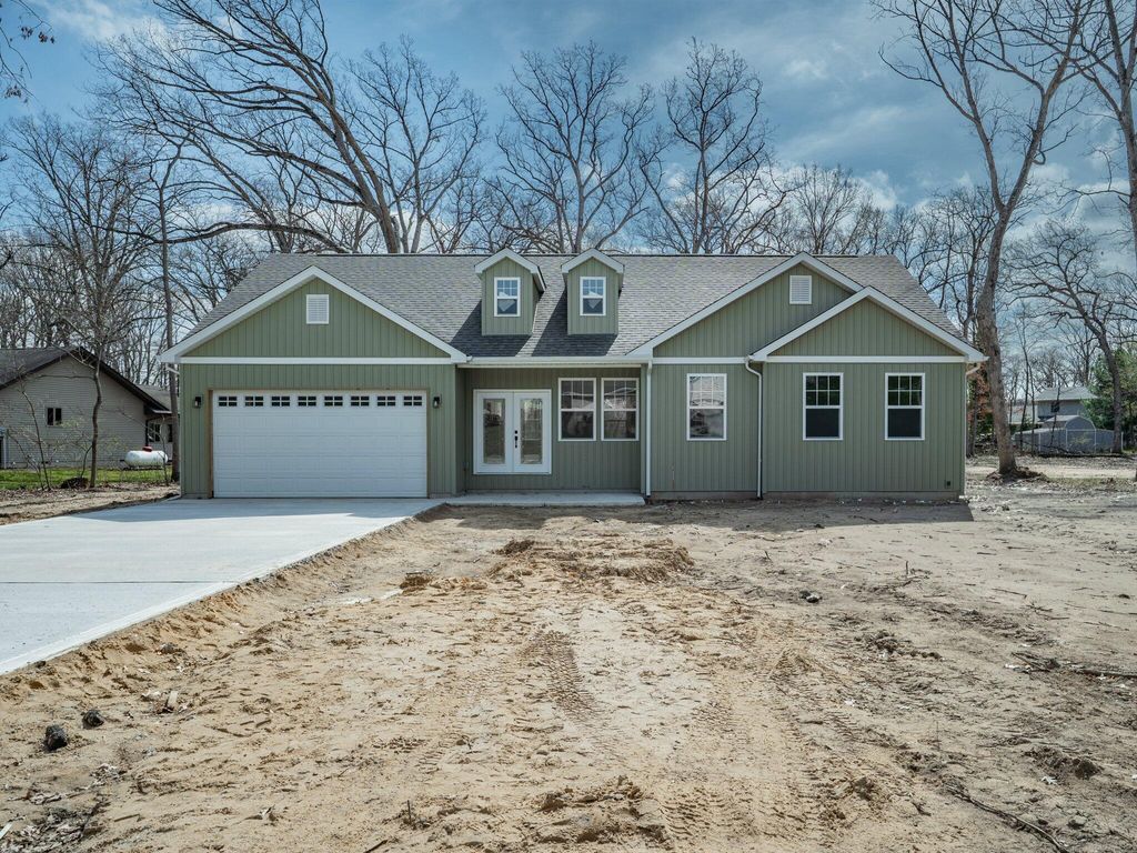 Photo of 11337 Quail Run Drive N, Wheatfield, IN 46392 (MLS # 837480)