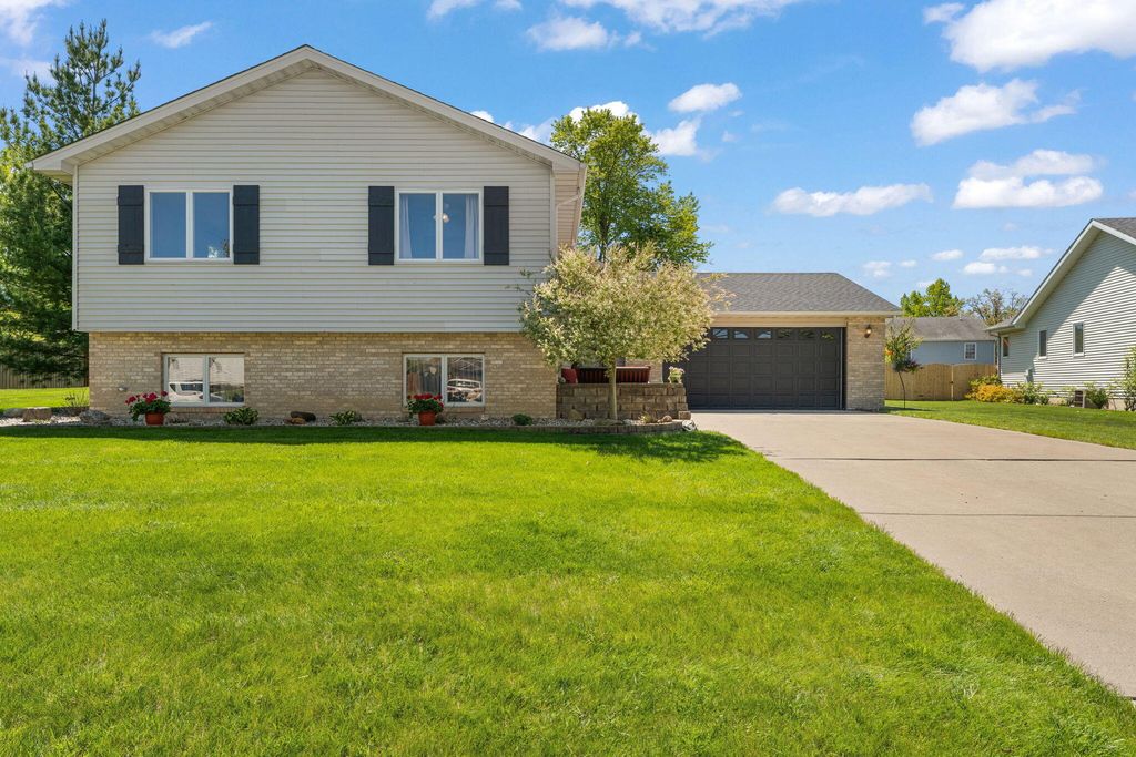 Photo of 8811 W 127th Court, Cedar Lake, IN 46303 (MLS # 839683)