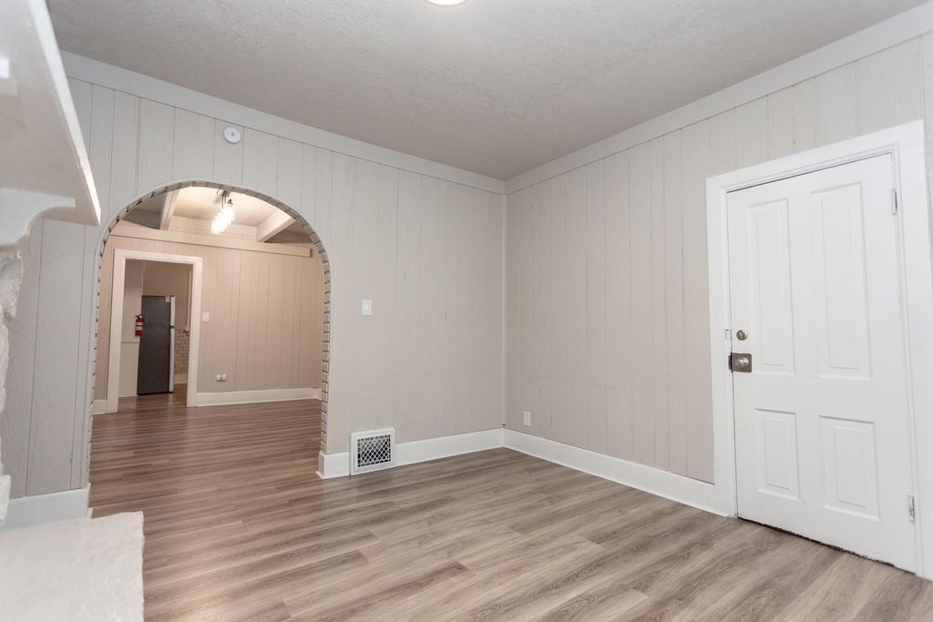 Photo of 1602 Kentucky Street #1, Michigan City, IN 46360 (MLS # 831724)