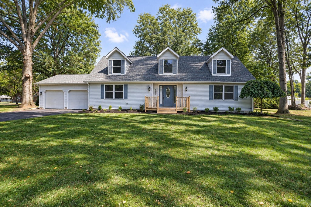 Photo of 2332 Dakota Street, Chesterton, IN 46304 (MLS # 844895)