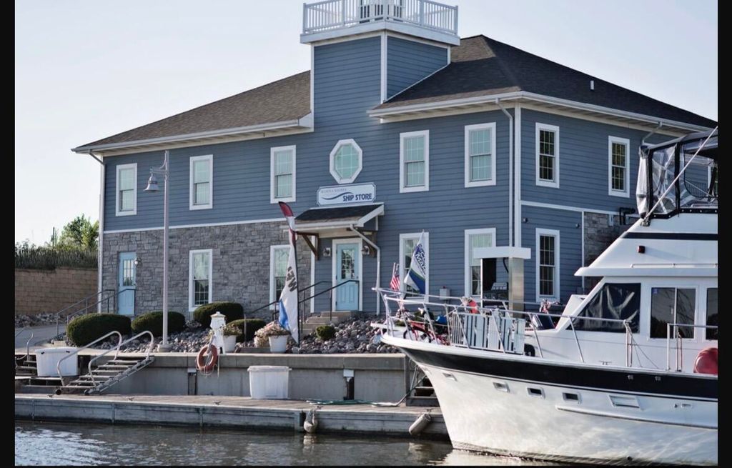 Photo of 6111 S Dune Harbor Drive, Portage, IN 46368 (MLS # 835077)