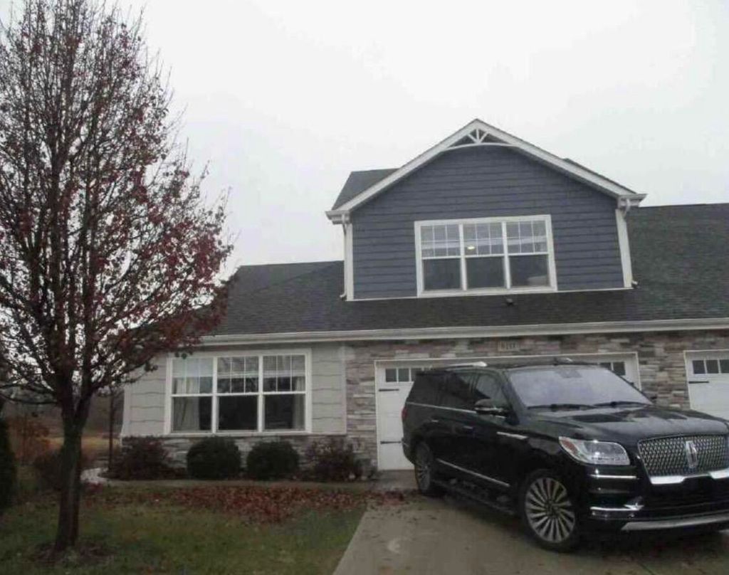 Photo of 6111 S Dune Harbor Drive, Portage, IN 46368 (MLS # 835077)