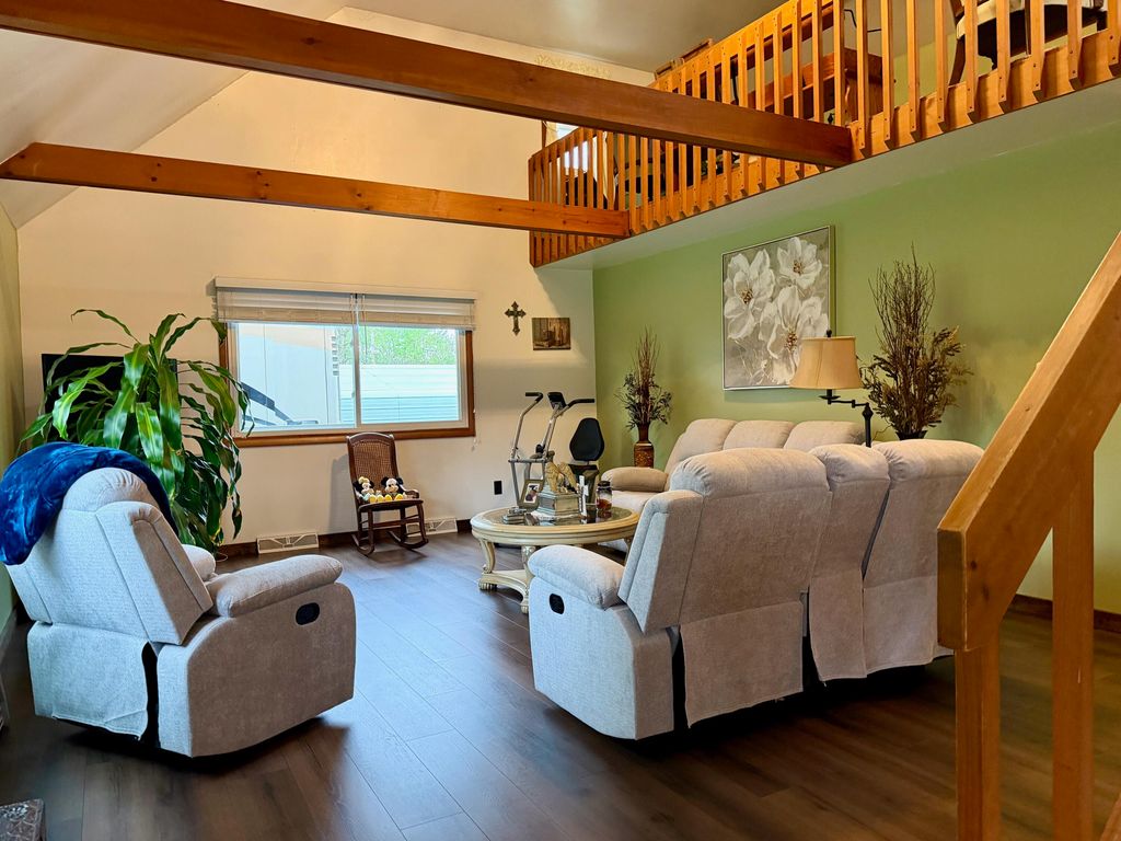 Photo of 15427 W 160 N, Medaryville, IN 47957 (MLS # 837972)