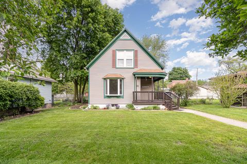 Single Family Residence in Hobart IN 1016 Devonshire Street.jpg