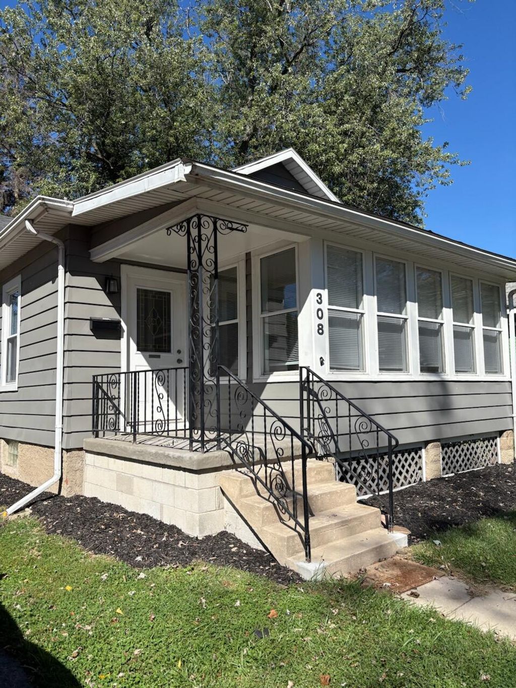 Photo of 308 Rankin Street, Chesterton, IN 46304 (MLS # 830286)