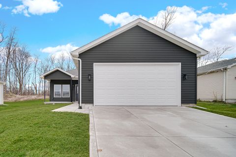 3933 Riverdale Avenue Lake Station IN 46405