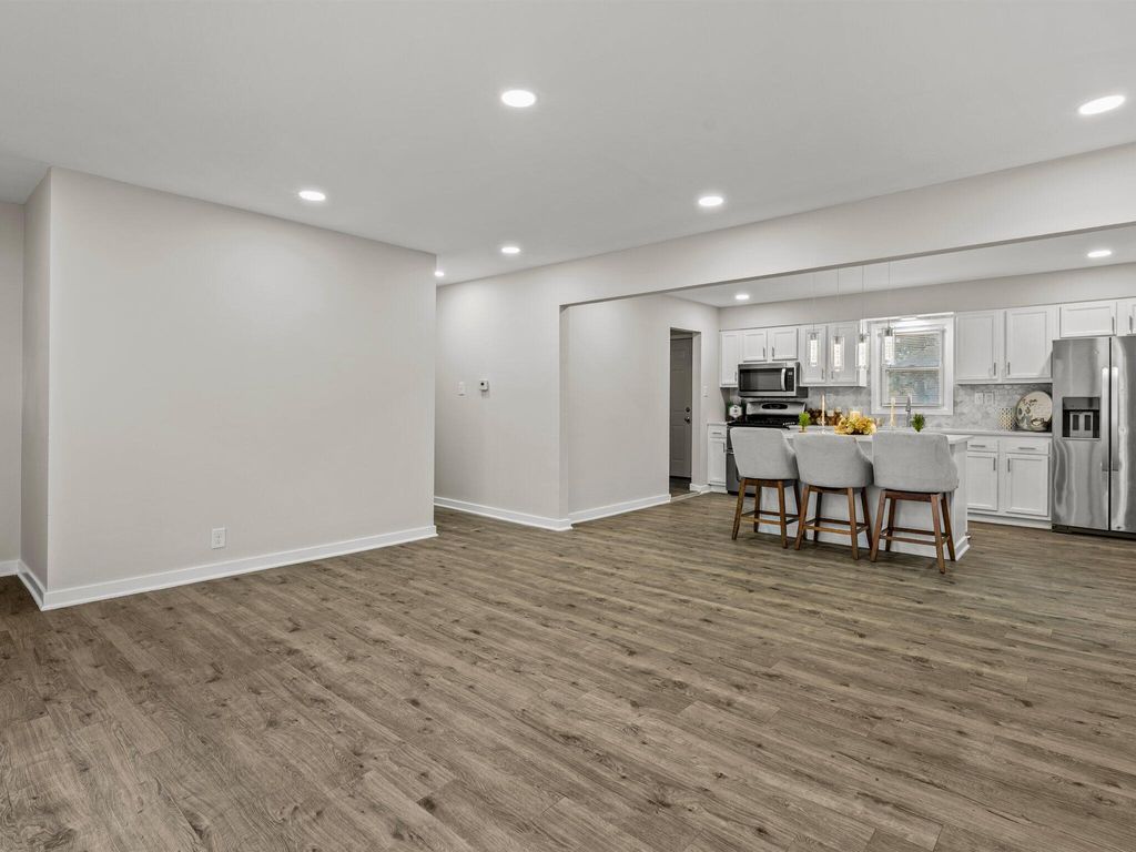 Photo of 3300 Belmont Street, Portage, IN 46368 (MLS # 837081)