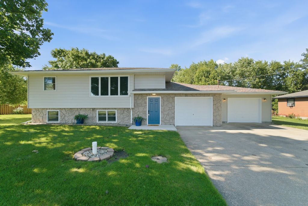Photo of 4552 E 200 S, La Porte, IN 46350 (MLS # 841131)