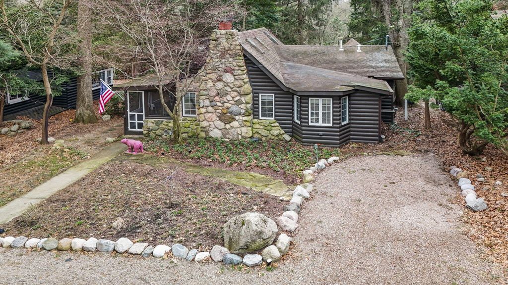 Photo of 3809 Manawa Lane, Michiana Shores, IN 46360 (MLS # 837218)