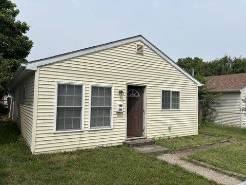 Photo for 210 Pleasant Avenue
