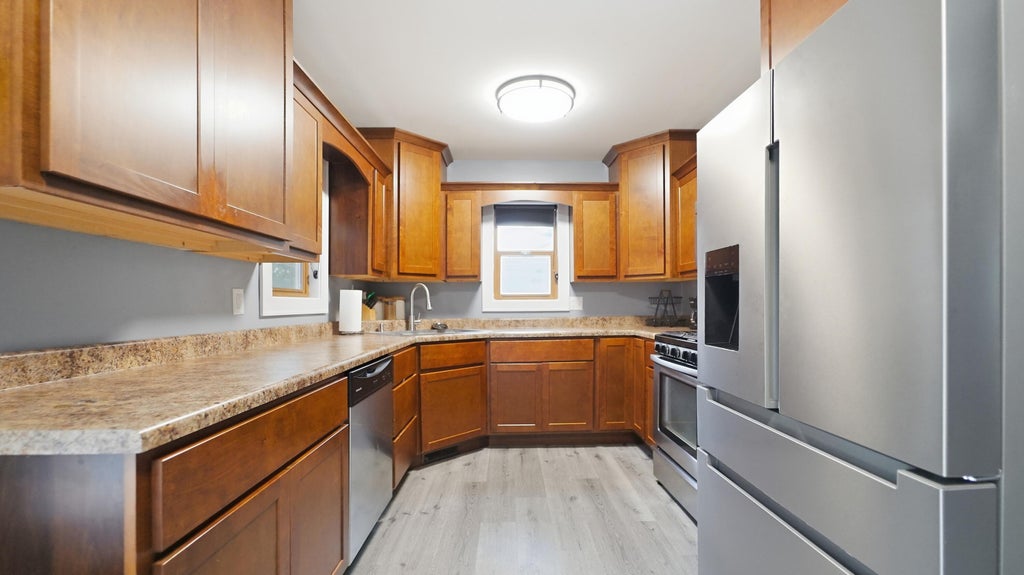 Photo of 10352 N 493 E, DeMotte, IN 46310 (MLS # 846934)