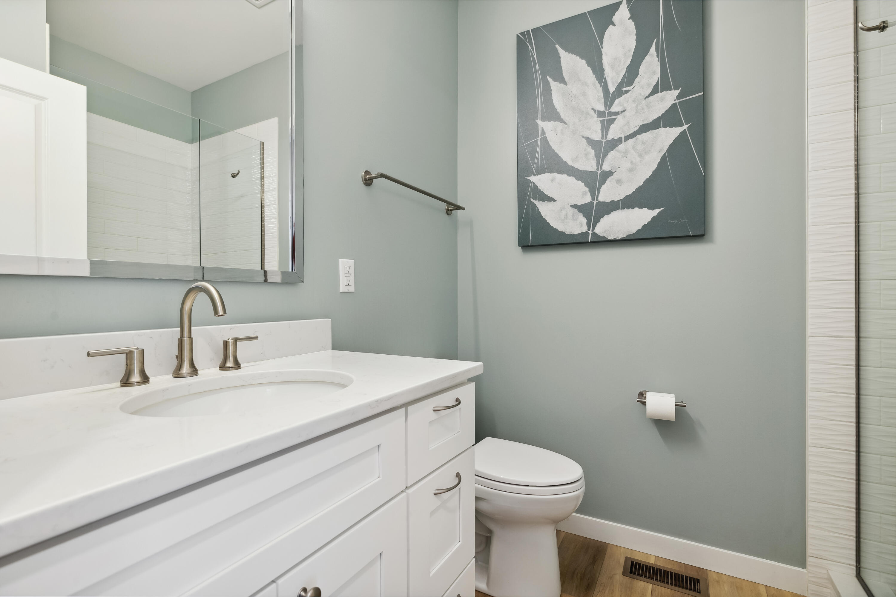 169 W Mcclung Road 301