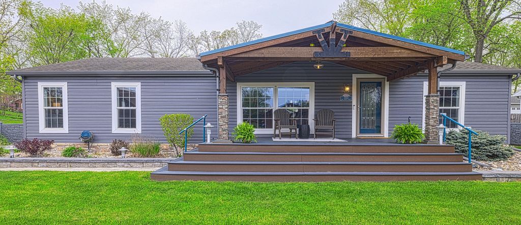 Photo of 7512 W 136th Place, Cedar Lake, IN 46303 (MLS # 836027)