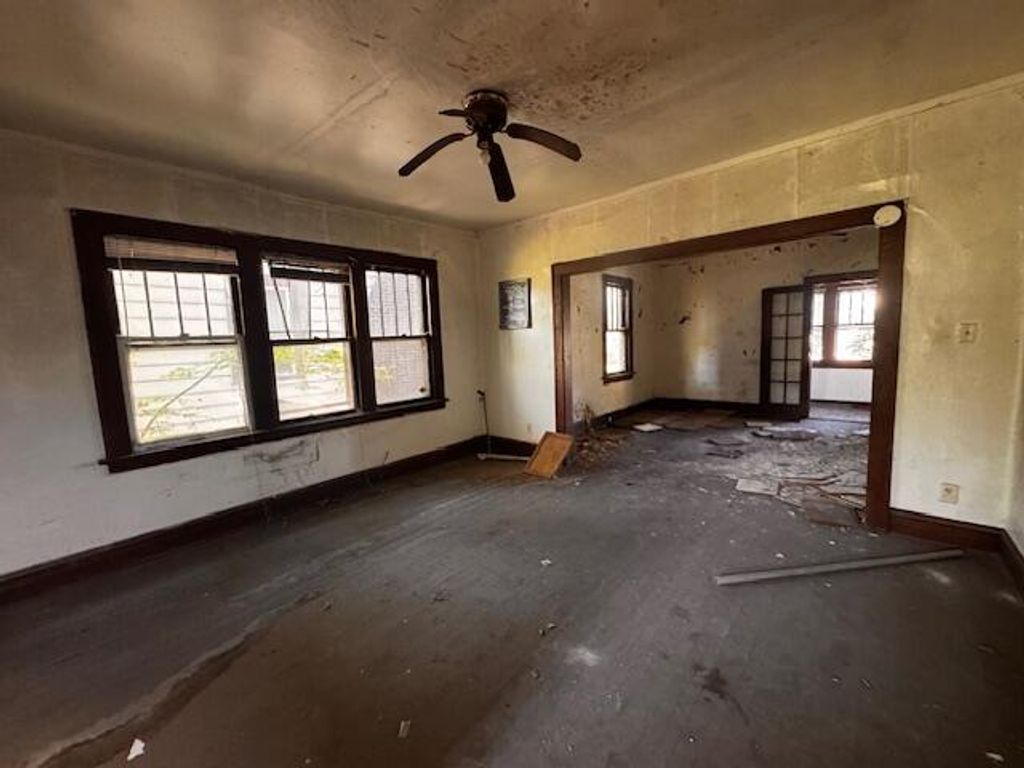 Photo of 709 Vermont Street, Gary, IN 46402 (MLS # 839339)