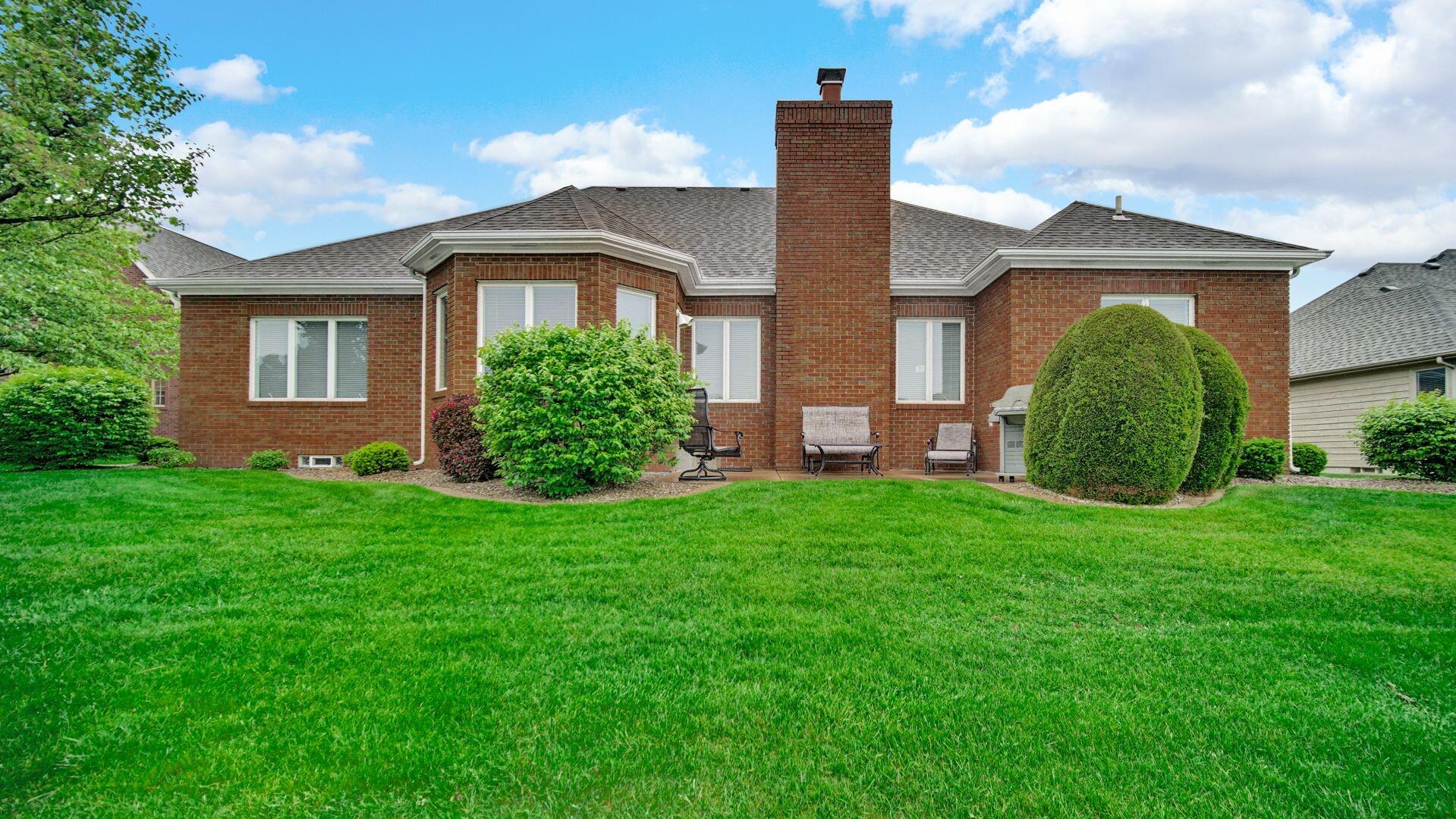 Highland, Indiana 46322, United States, 3 Bedrooms Bedrooms, ,3 BathroomsBathrooms,Residential,Pending,142514