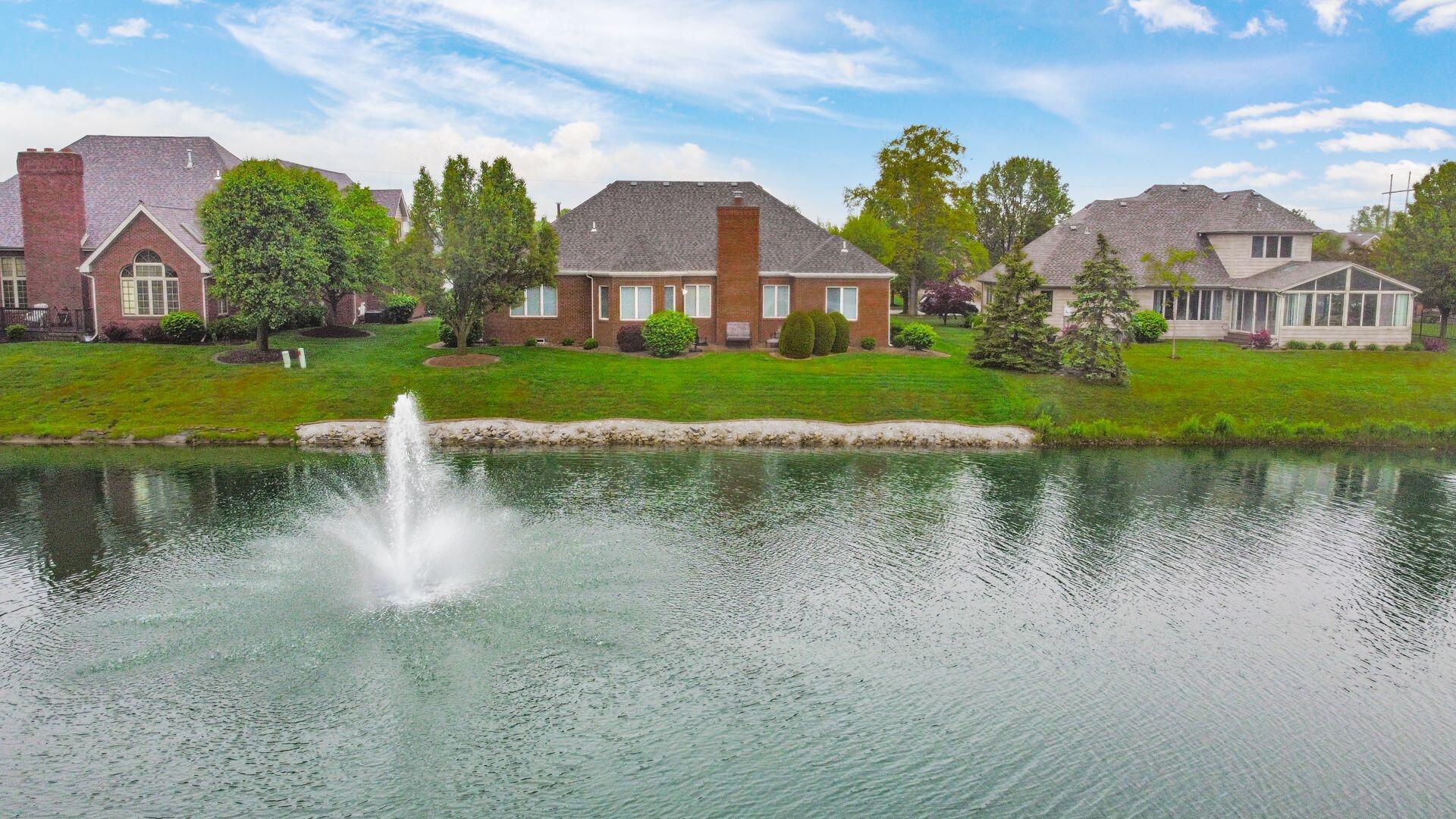 Highland, Indiana 46322, United States, 3 Bedrooms Bedrooms, ,3 BathroomsBathrooms,Residential,Pending,142514