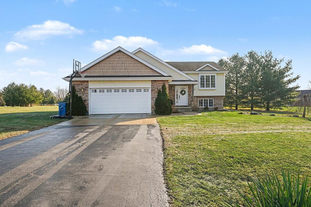 Photo of 1869 W 173rd Court, Lowell, IN 46356 (MLS # 832160)