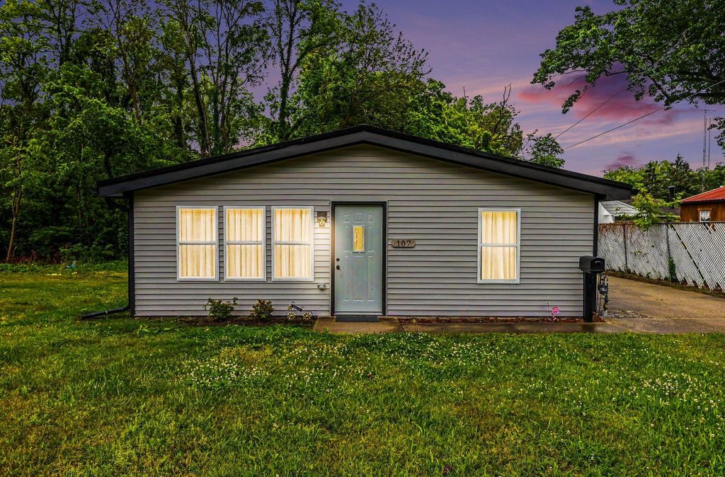 Photo of 107 Grove Street, Michigan City, IN 46360 (MLS # 839946)