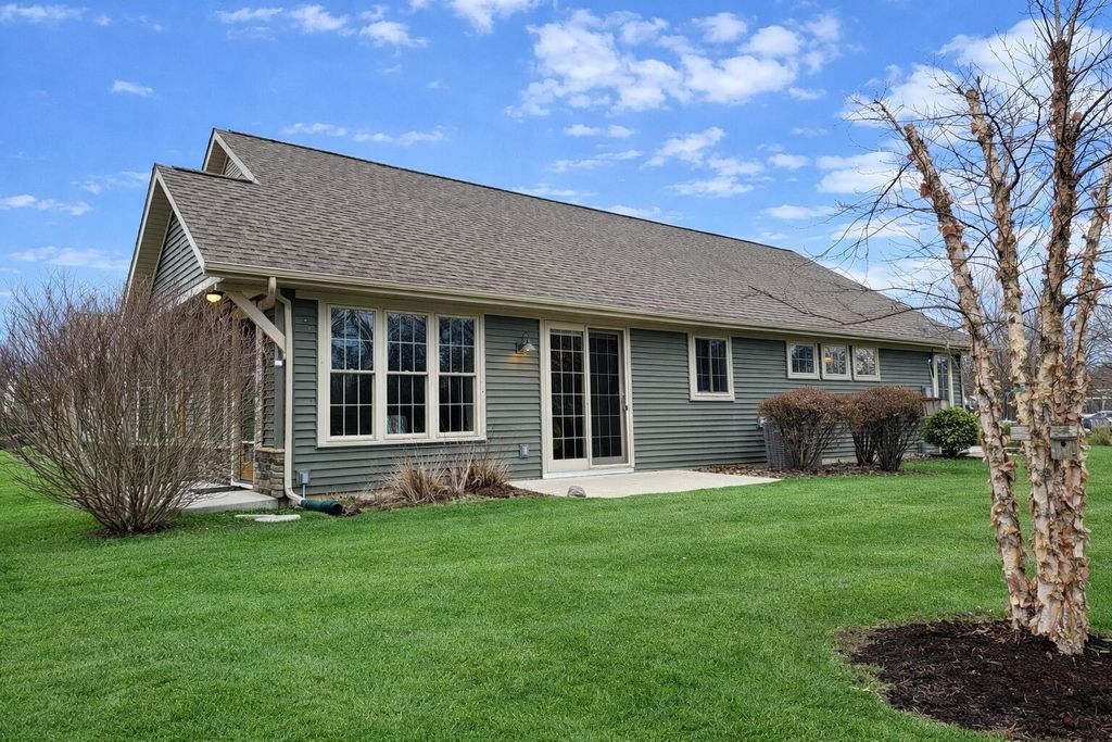 Photo of 1457 Tewsbury Street, Valparaiso, IN 46385 (MLS # 834432)