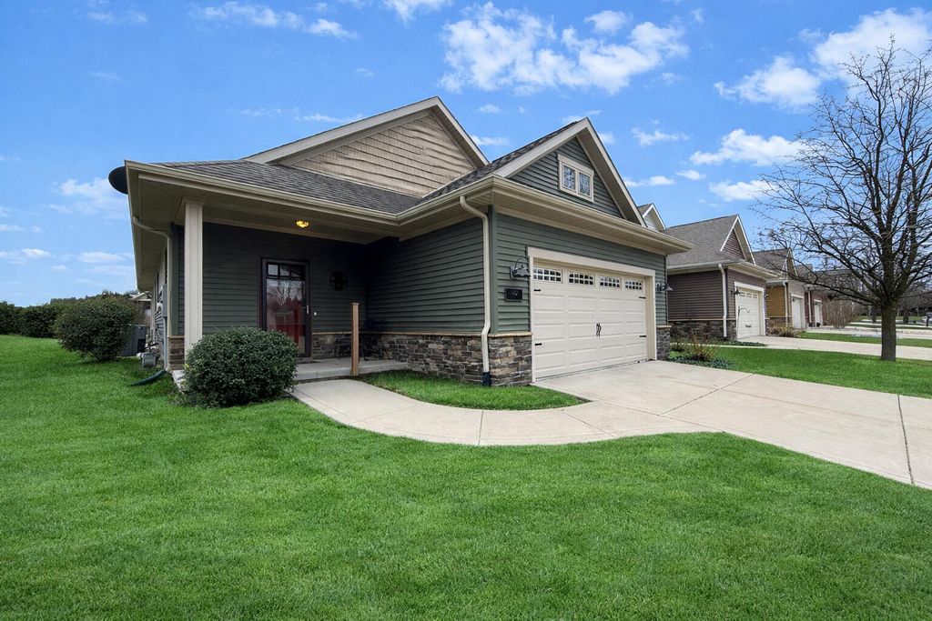 Photo of 1457 Tewsbury Street, Valparaiso, IN 46385 (MLS # 834432)