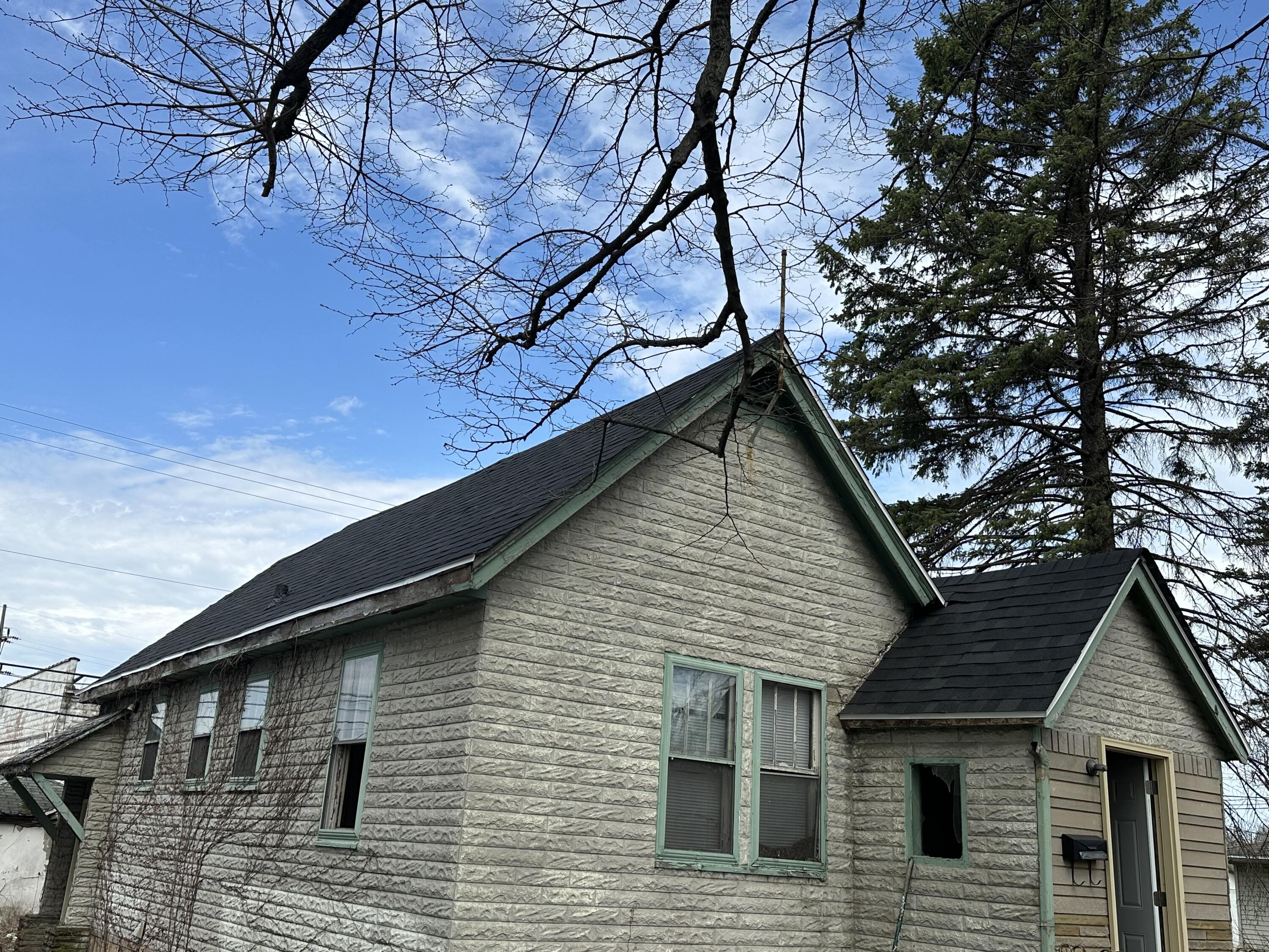 Gary, Indiana 46409, United States, 2 Bedrooms Bedrooms, ,1 BathroomBathrooms,Residential,Active,106063