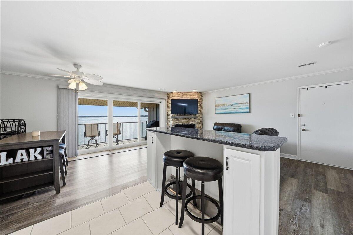 8125 Lake Shore Drive 6