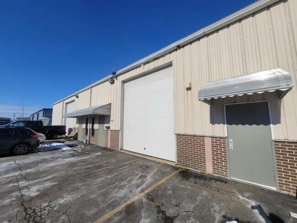 Photo of 9947 Express Drive, Highland, IN 46322 (MLS # 833277)