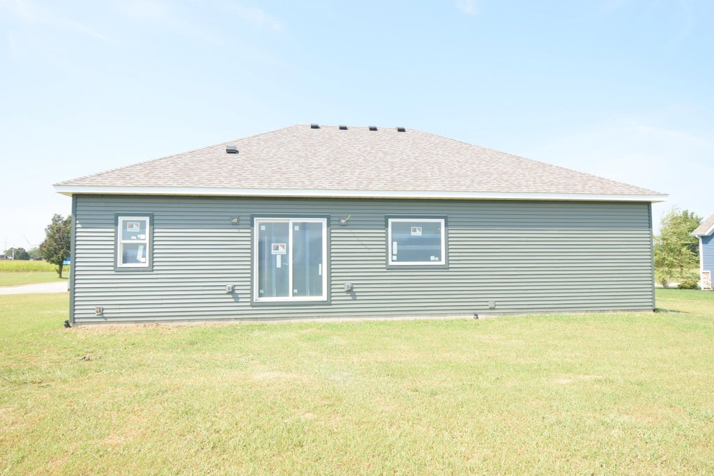 Photo of 601 N Beckmon Street, Remington, IN 47977 (MLS # 844716)