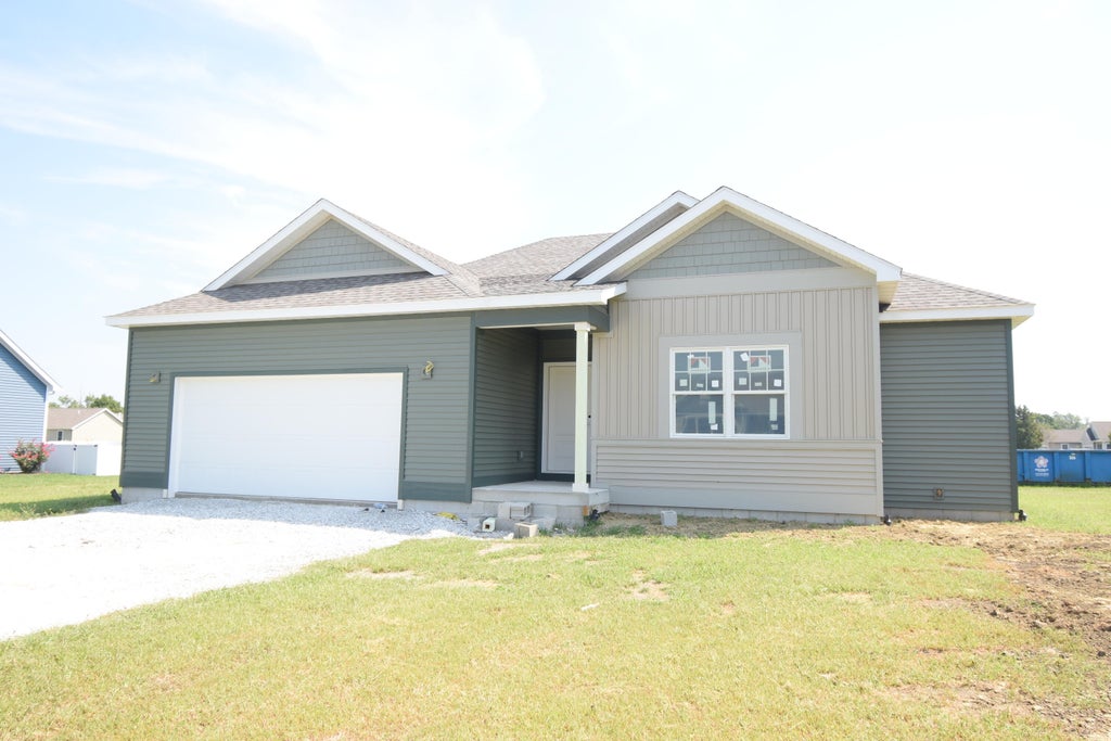 Photo of 601 N Beckmon Street, Remington, IN 47977 (MLS # 844716)